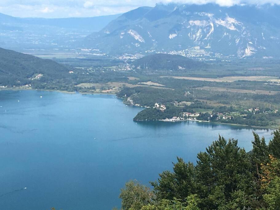 Du Vent Dans Les Arbres -120M2 Belle Vue Sur Le Lac Chindrieux Exteriér fotografie